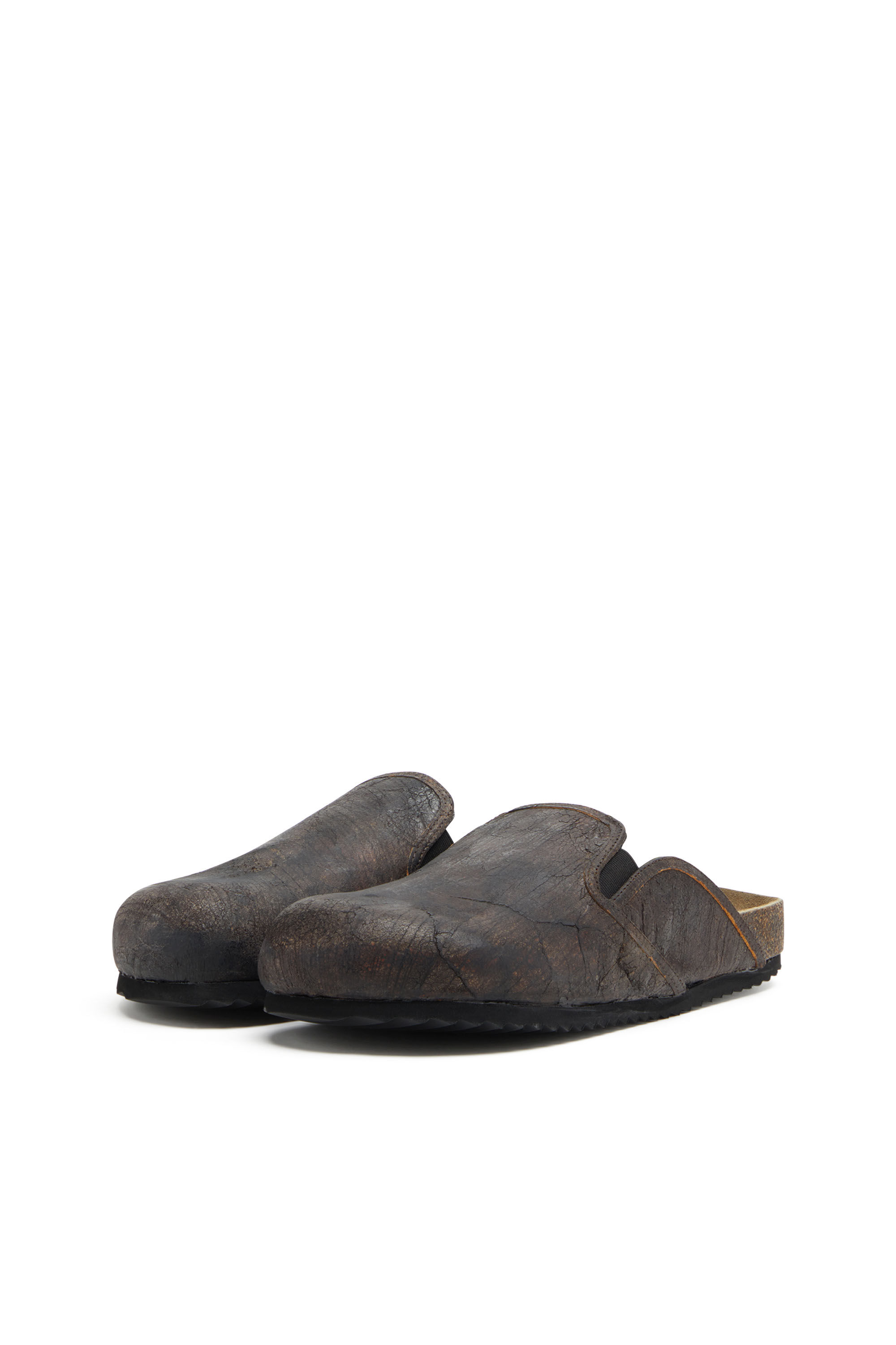 Diesel - D-WOODSTOCK SLIP-ON, Man's D-Woodstock-Clogs in crackle-effect suede in Brown - 8